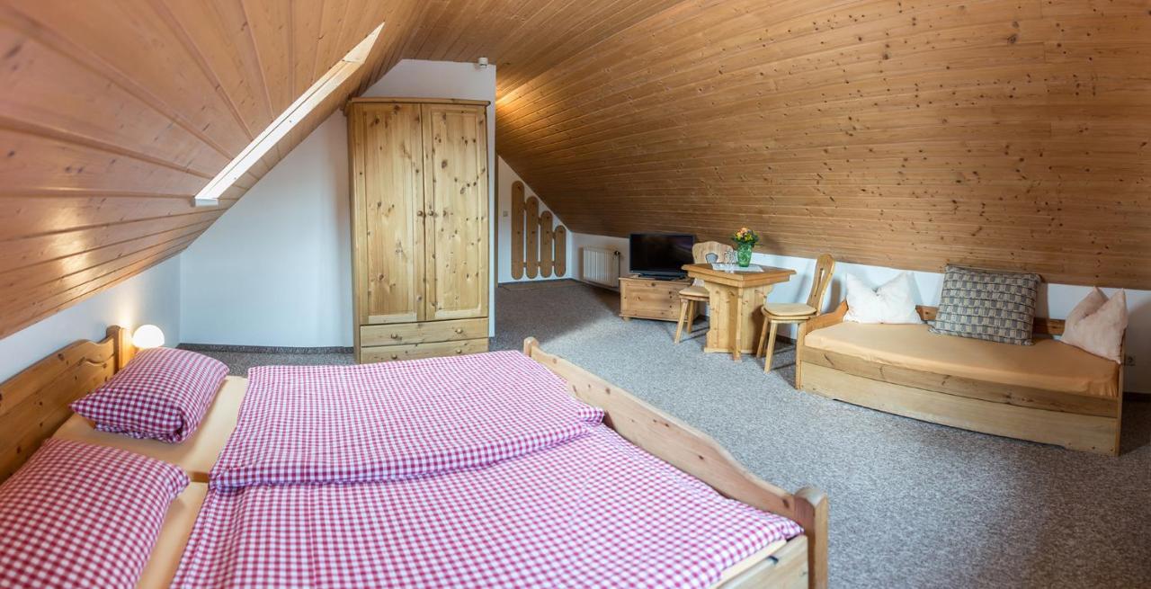 Am Roten Hammer I Gasthof Und Pension Oberwiesenthal Dış mekan fotoğraf